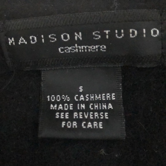 SOLD - Cashmere sweater - Picture 3 of 5